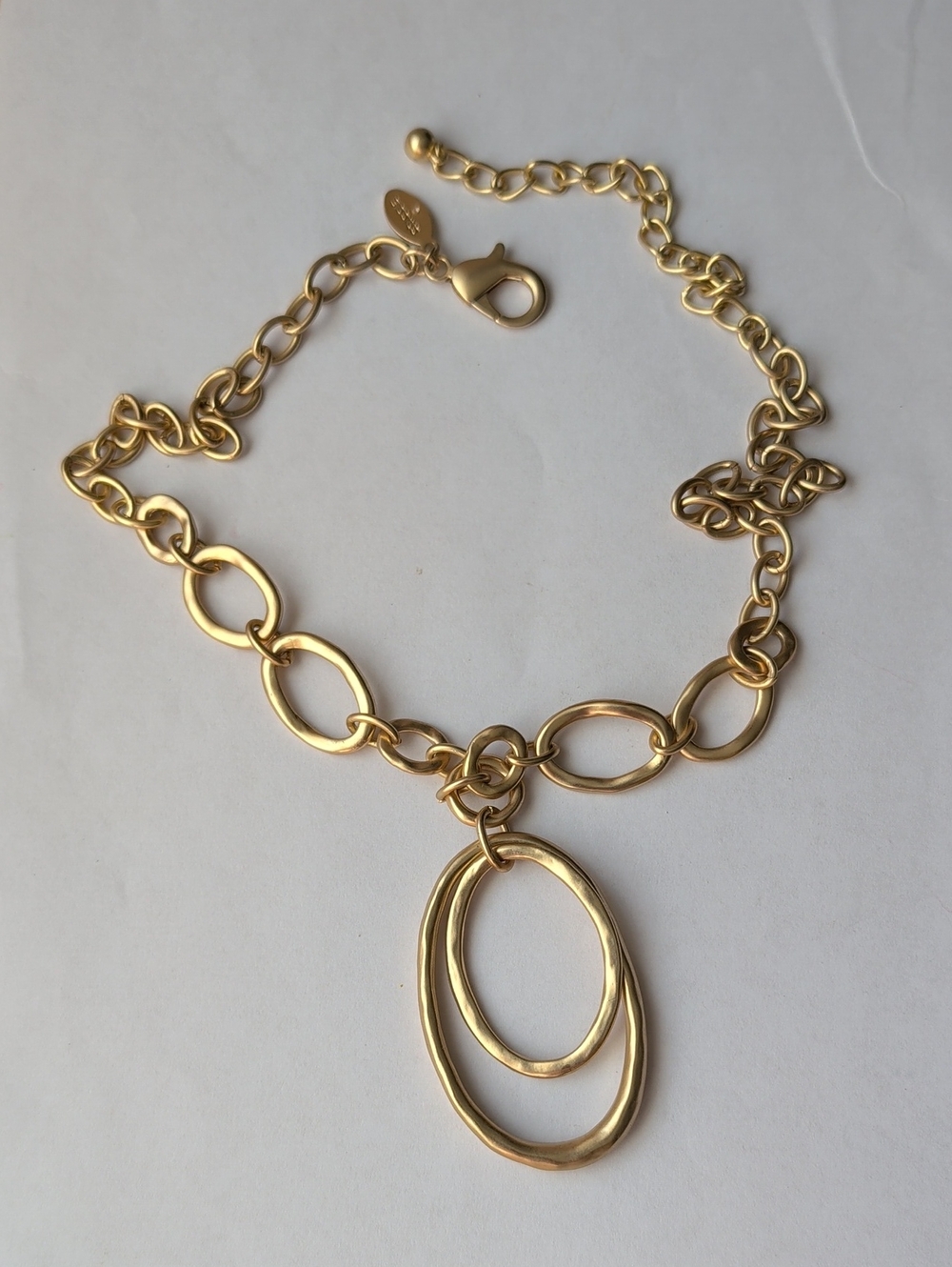 Chico's Gold-Tone Interlocking Oval Pendant Chunky Necklace